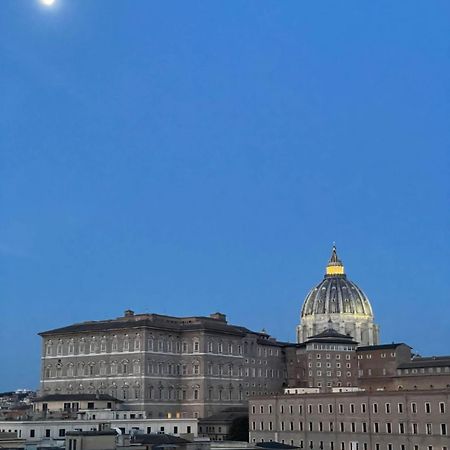 R.C. Vatican View Рим Екстериор снимка